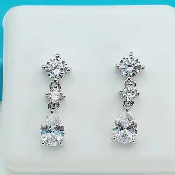 "925 Sterling Silver CZ Beautiful Earrings for Women, 1USPAR4251 - Picture 8 of 10